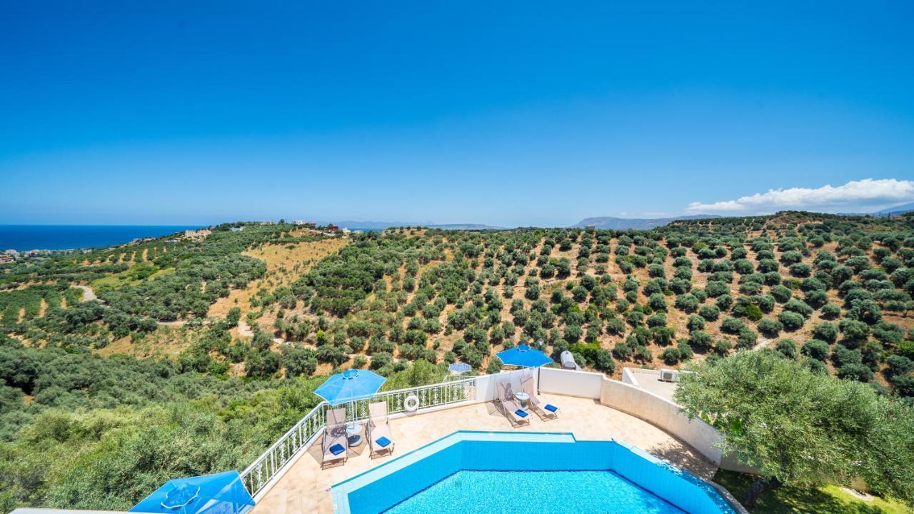 Ilios Village וילה