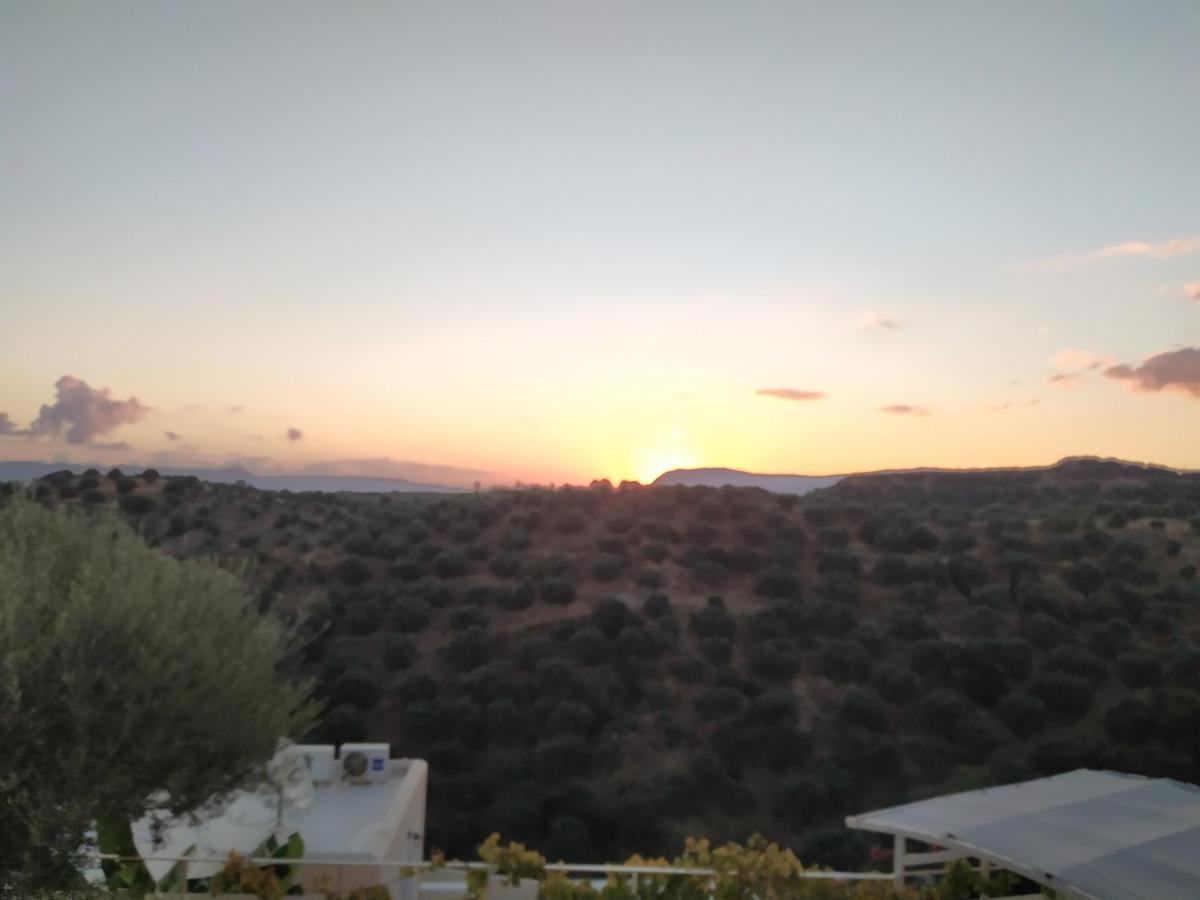 Ilios Village וילה